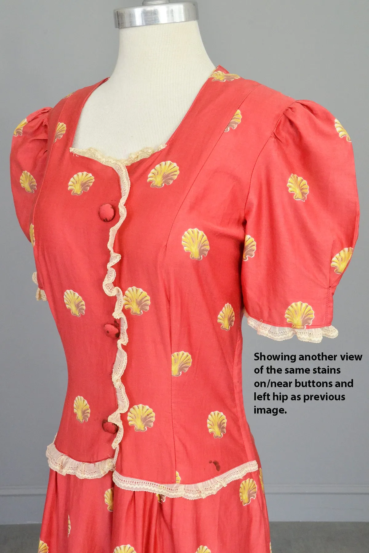 1930s Seashell Novelty Print Puff Sleeve Peasant Folk Dress Gown