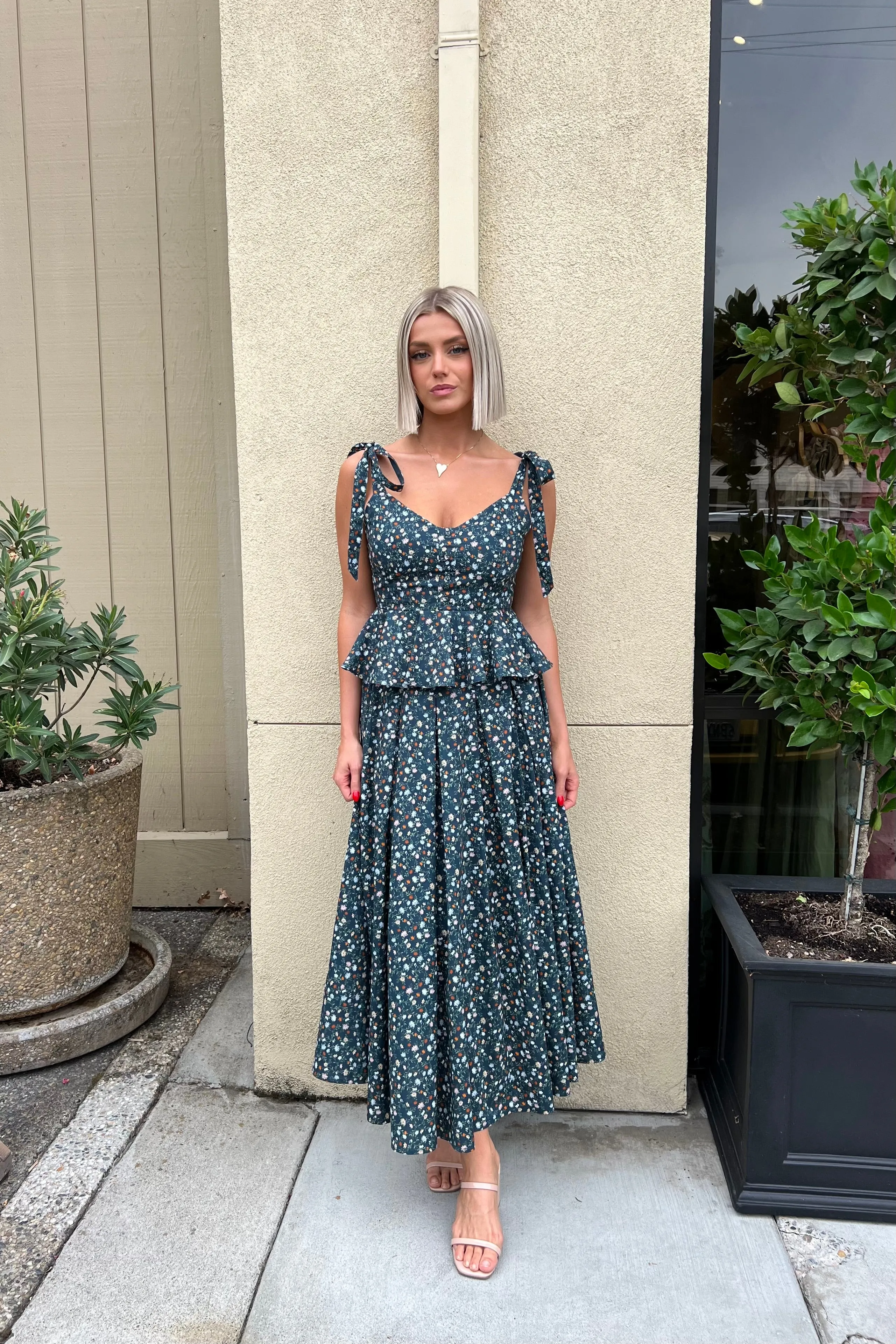 AYLA GREEN SHOULDER TIE TOP