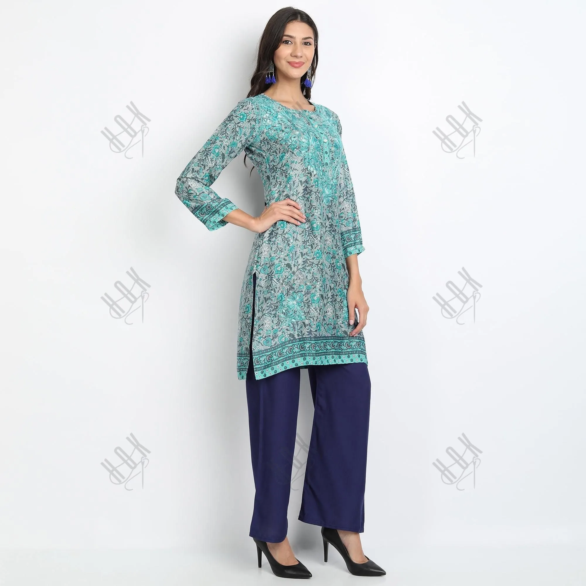 Hand embroidery Chikankari tunic-Multicolor