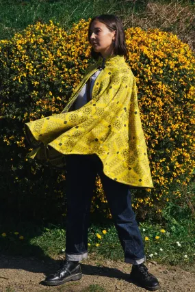 Knot Garden Reversible Cape