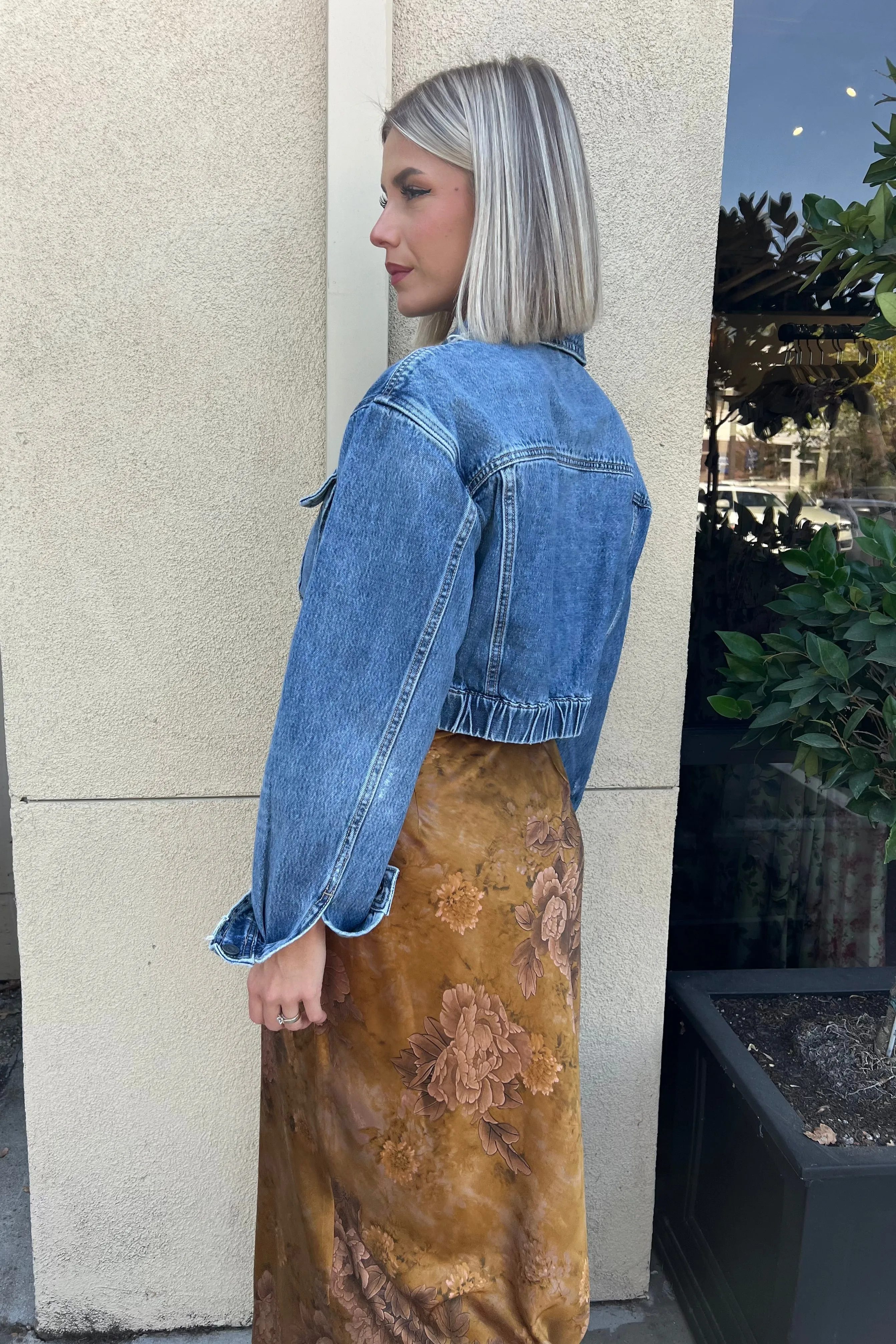 THE HEIGHTS CROPPED DENIM JACKET