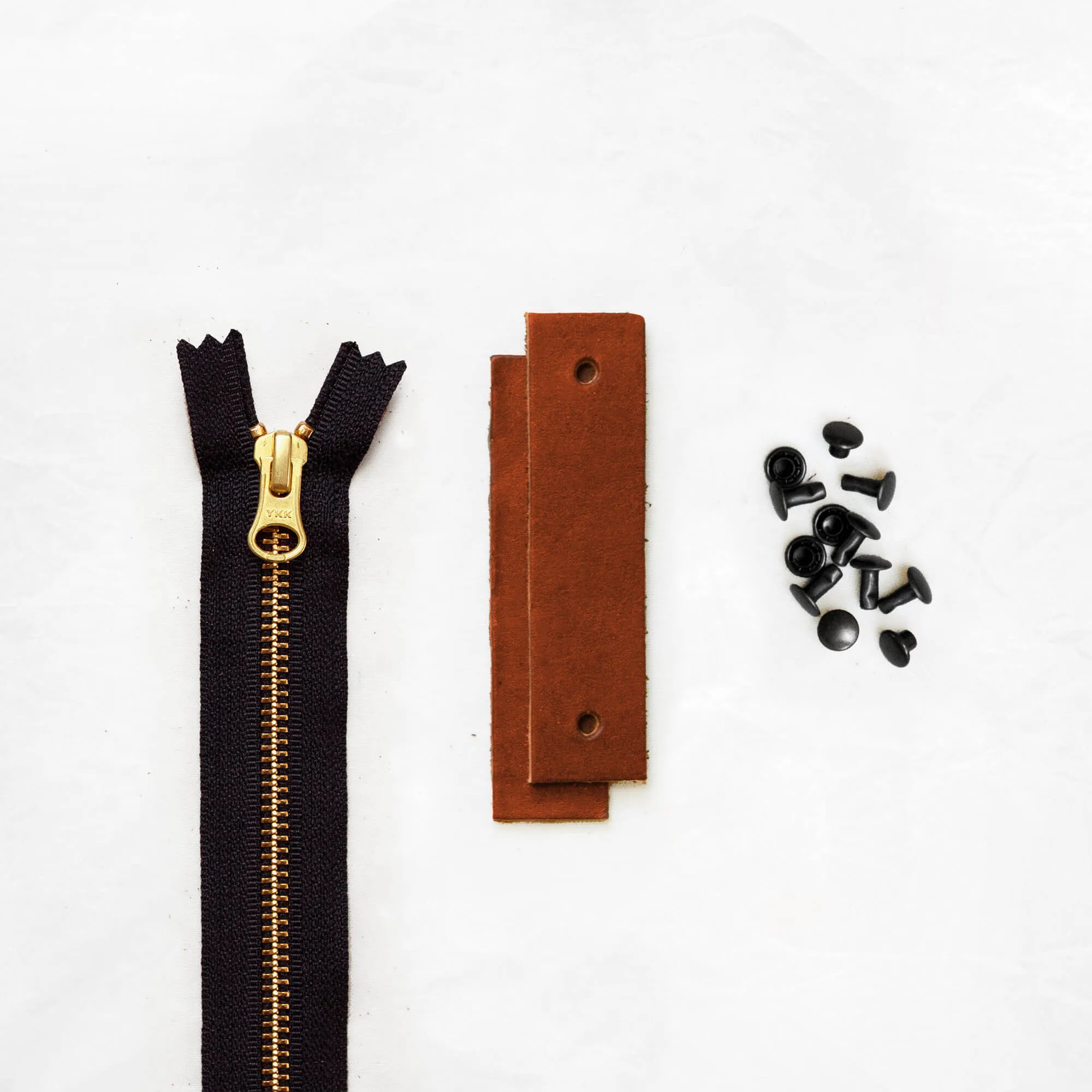 Woodland - Chestnut Leather   Hardware Kit