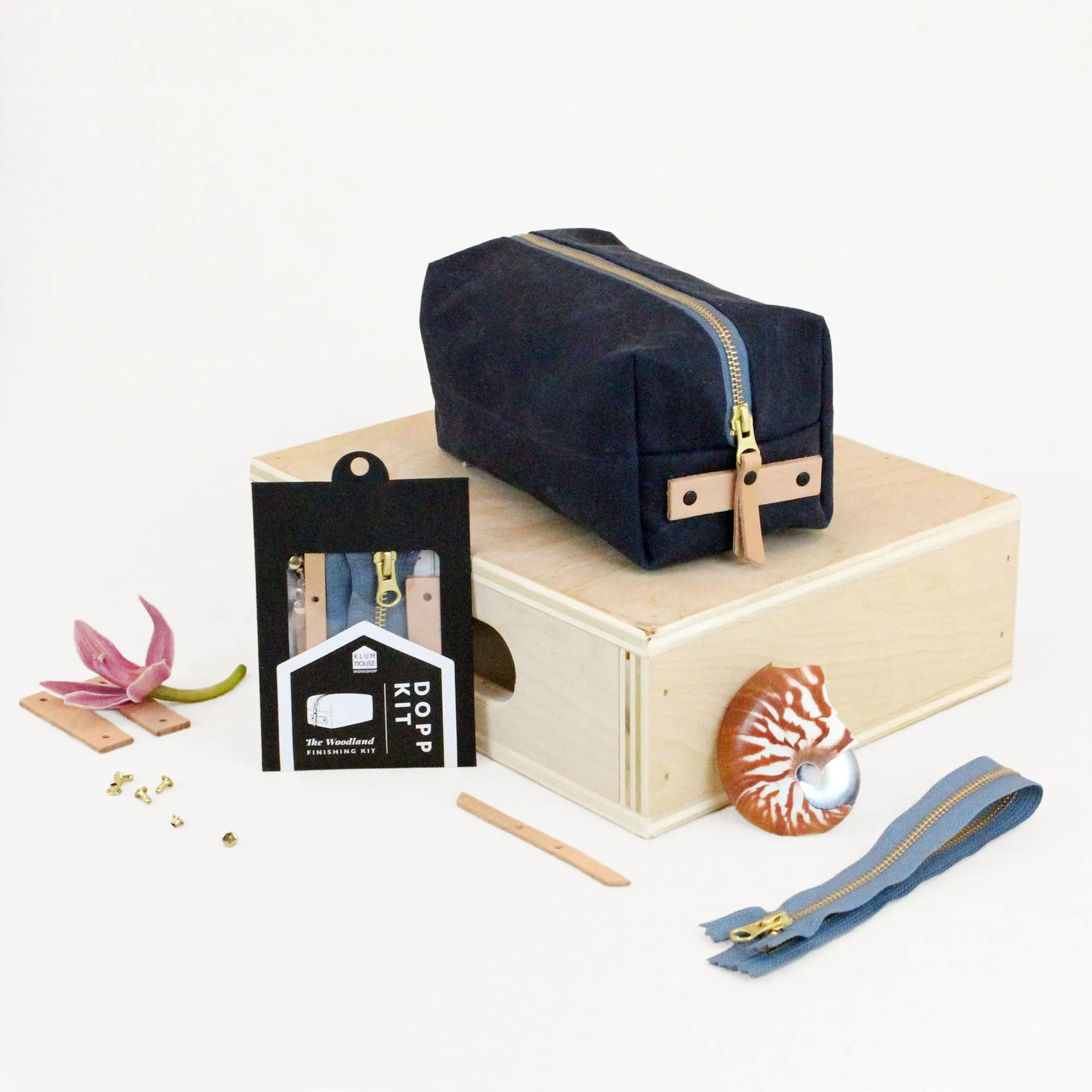 Woodland - Chestnut Leather   Hardware Kit